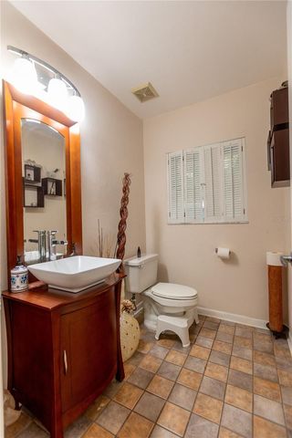 2921 NW 24TH TERRACE, Gainesville, FL 32605