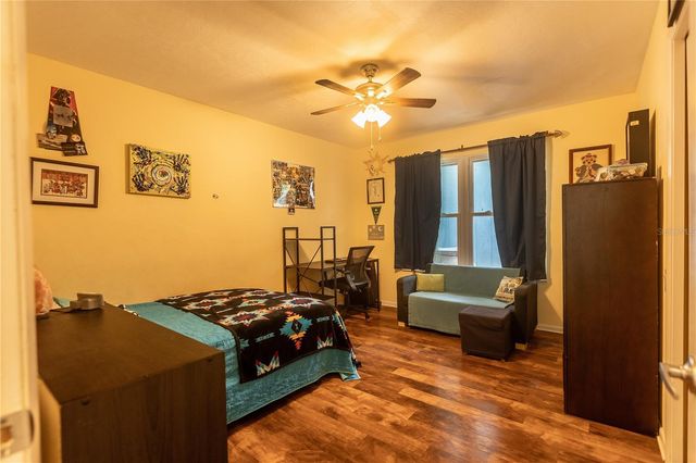 2921 NW 24TH TERRACE, Gainesville, FL 32605