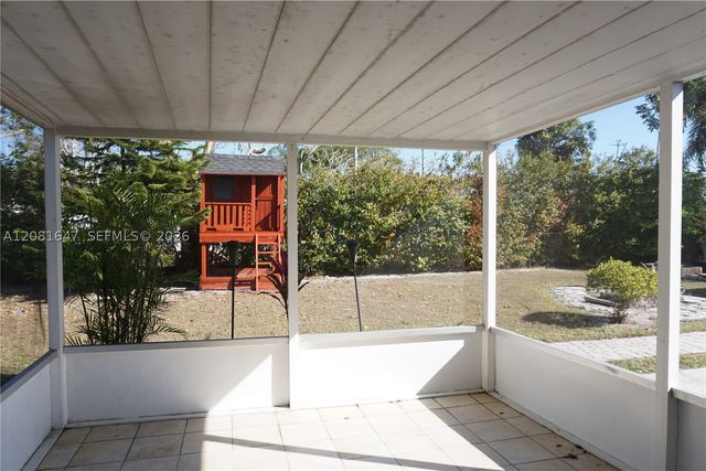 4857 Alfresco St, Boca Raton, FL 33428