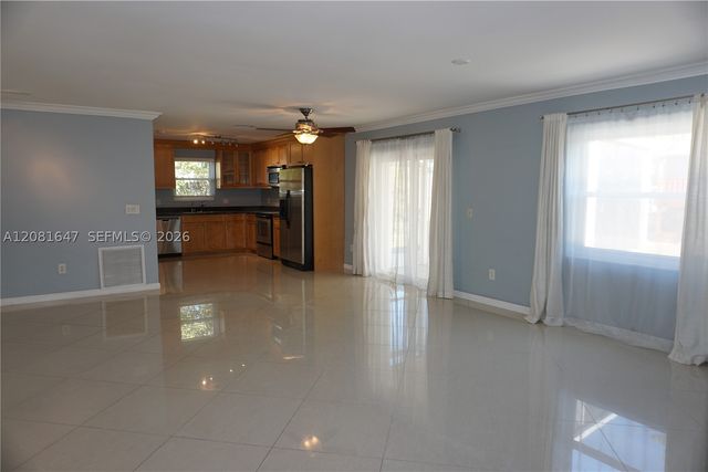 4857 Alfresco St, Boca Raton, FL 33428