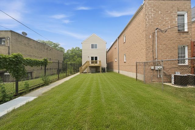 3343 S Michigan Avenue, Chicago, IL 60616