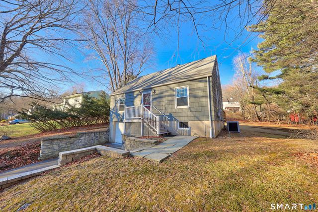 348 Kelly Road, Middlebury, CT 06762