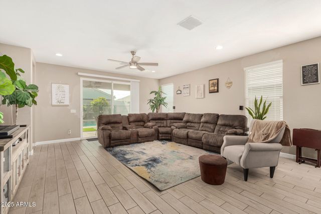 4323 W Gary Way, Laveen, AZ 85339