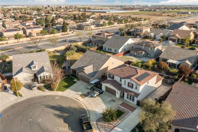 9705 Dutchman Peak, Bakersfield, CA 93311