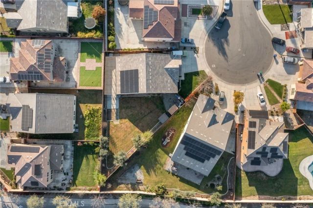 9705 Dutchman Peak, Bakersfield, CA 93311