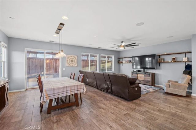 9705 Dutchman Peak, Bakersfield, CA 93311