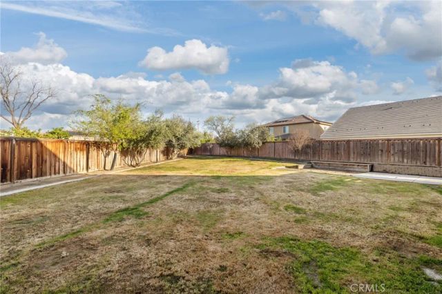 9705 Dutchman Peak, Bakersfield, CA 93311