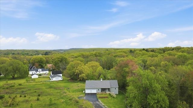 14R Orchard, Blackstone, MA 01504