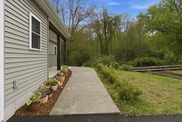 14R Orchard, Blackstone, MA 01504