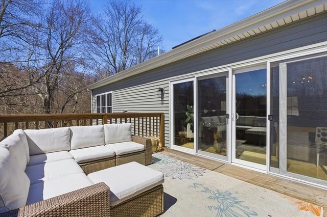 14R Orchard, Blackstone, MA 01504