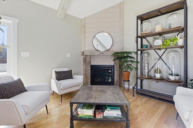 14R Orchard, Blackstone, MA 01504