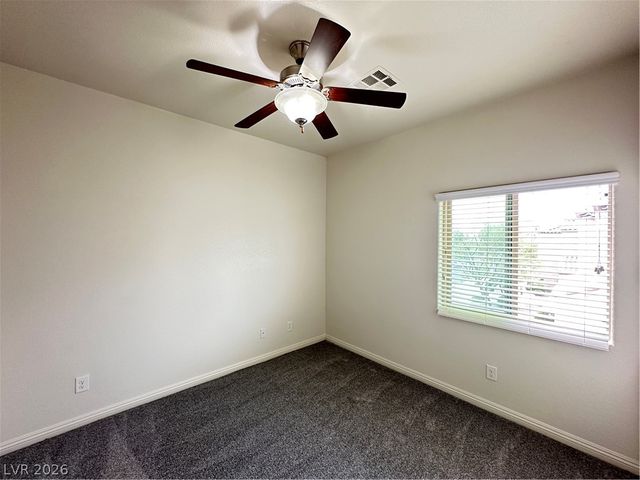 8471 Spirit Vale Avenue, Las Vegas, NV 89117