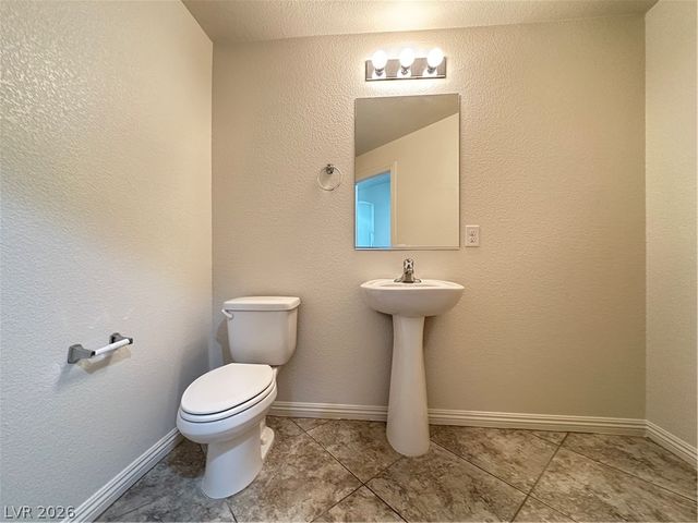 8471 Spirit Vale Avenue, Las Vegas, NV 89117