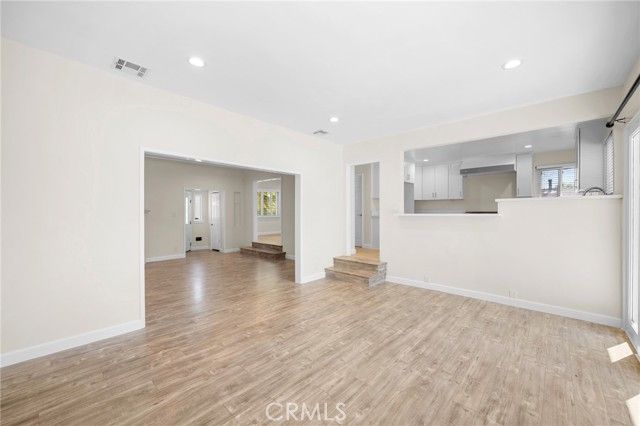 1635 Grandview Avenue, Glendale, CA 91201