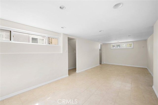 1635 Grandview Avenue, Glendale, CA 91201