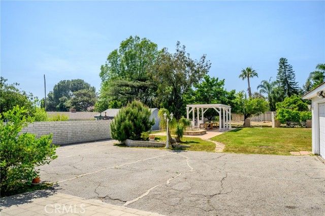 1635 Grandview Avenue, Glendale, CA 91201