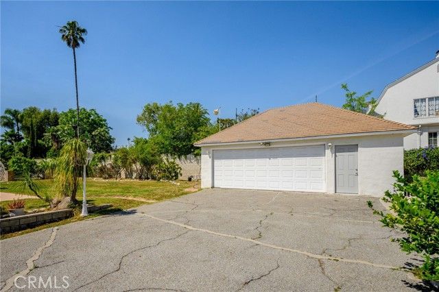 1635 Grandview Avenue, Glendale, CA 91201