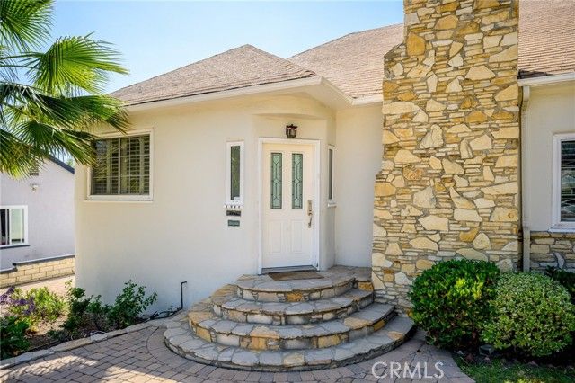 1635 Grandview Avenue, Glendale, CA 91201