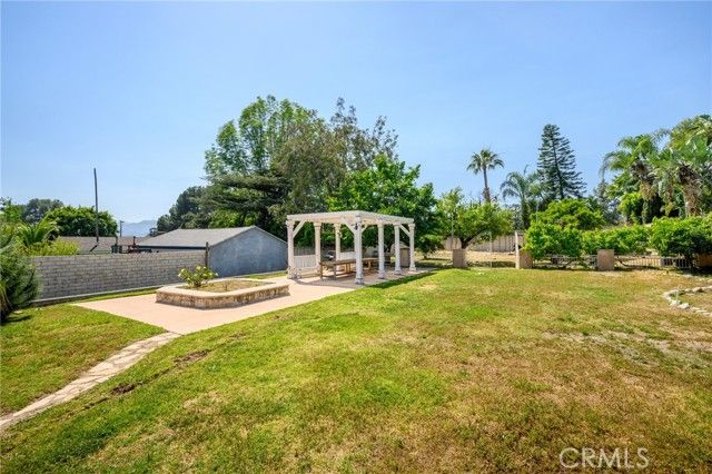 1635 Grandview Avenue, Glendale, CA 91201