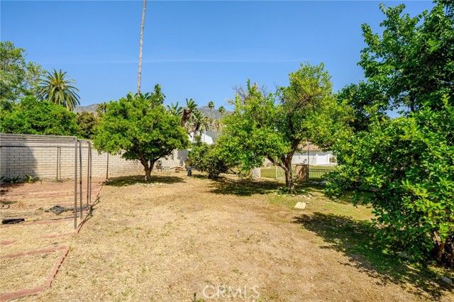 1635 Grandview Avenue, Glendale, CA 91201