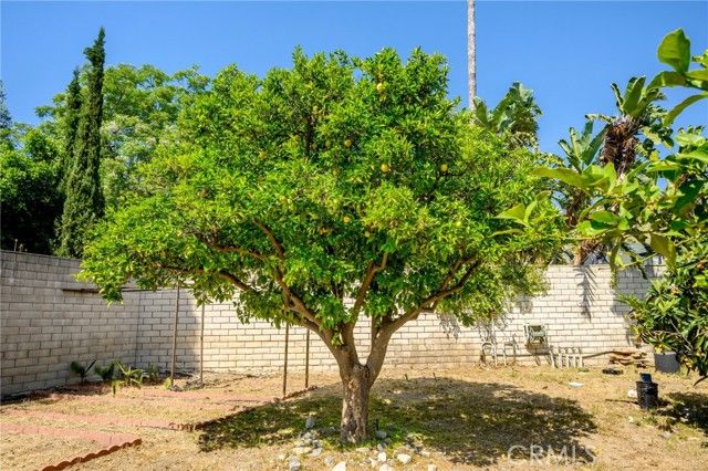 1635 Grandview Avenue, Glendale, CA 91201