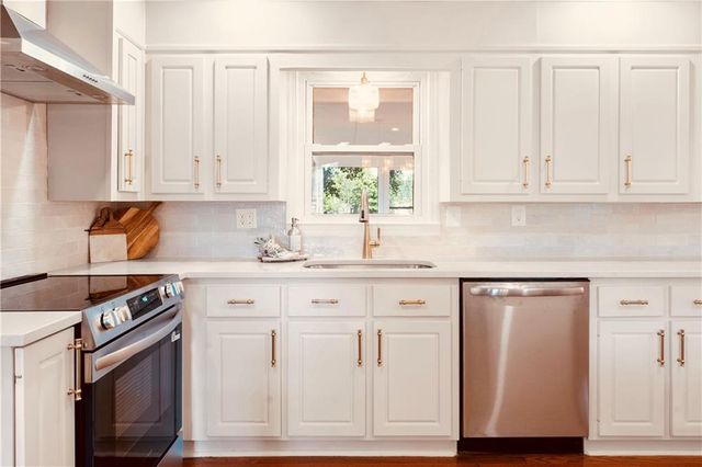 704 S Bartow Street, Cartersville, GA 30120