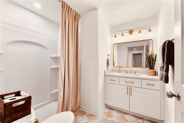 704 S Bartow Street, Cartersville, GA 30120