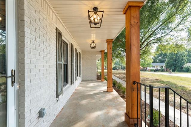 704 S Bartow Street, Cartersville, GA 30120