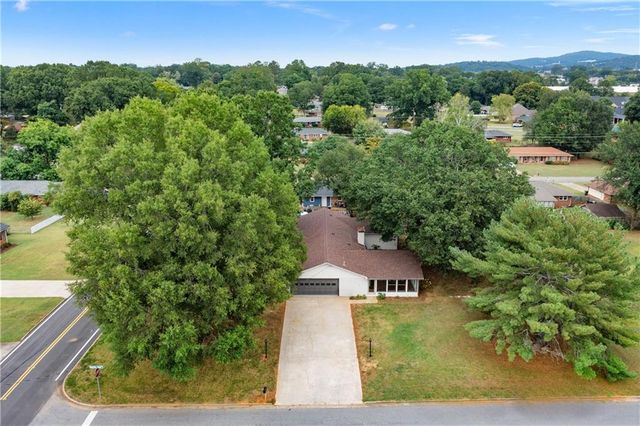 704 S Bartow Street, Cartersville, GA 30120