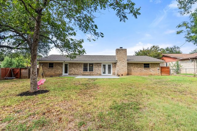 2705 Harrowden DR, Austin, TX 78727