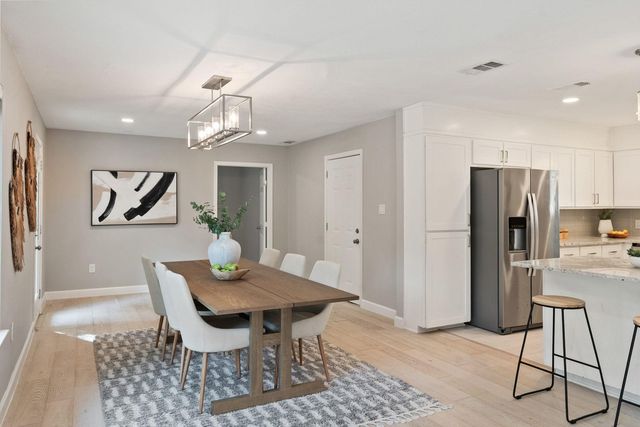 2705 Harrowden DR, Austin, TX 78727