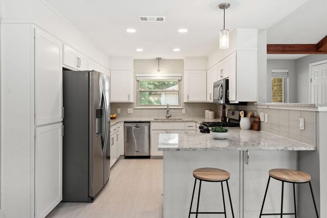 2705 Harrowden DR, Austin, TX 78727