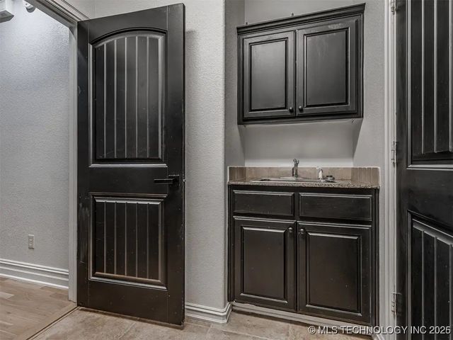 7315 E 112th Place S, Bixby, OK 74008