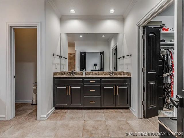 7315 E 112th Place S, Bixby, OK 74008