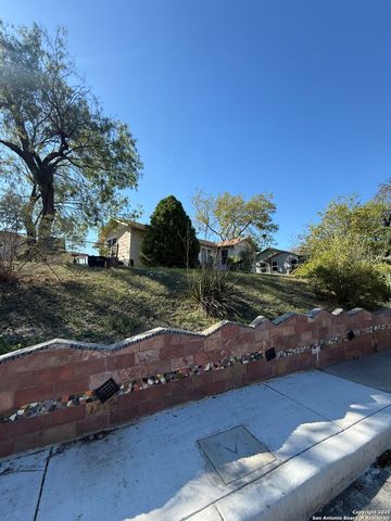 736 Fulton, San Antonio, TX 78212