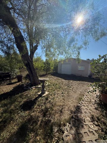 736 Fulton, San Antonio, TX 78212