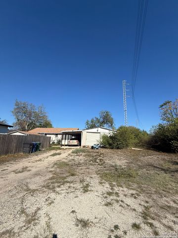 736 Fulton, San Antonio, TX 78212