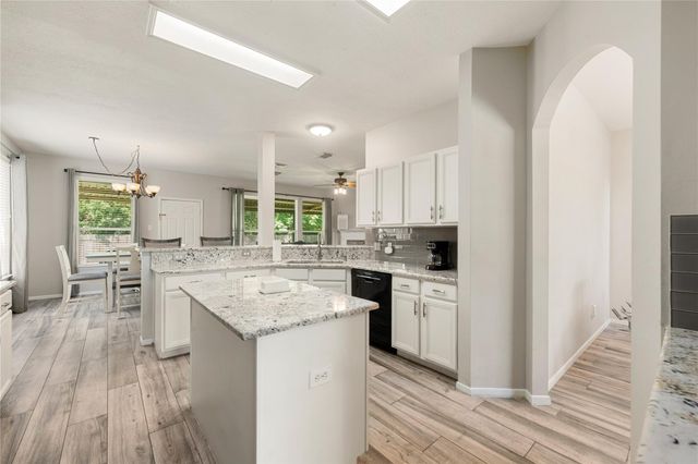 19726 Teller Boulevard, Spring, TX 77388