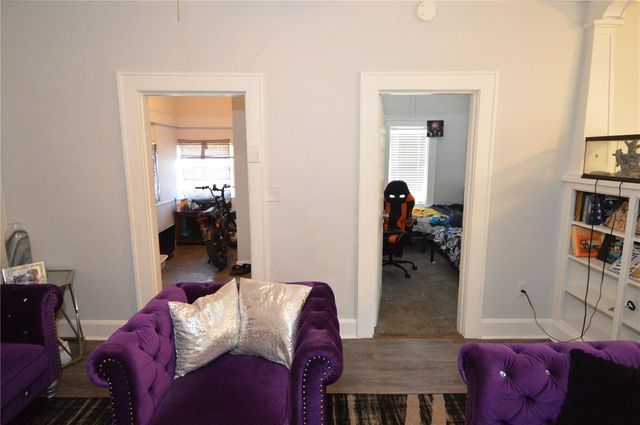 1244 20TH AVENUE S, St Petersburg, FL 33705