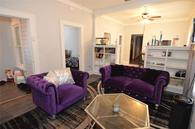 1244 20TH AVENUE S, St Petersburg, FL 33705