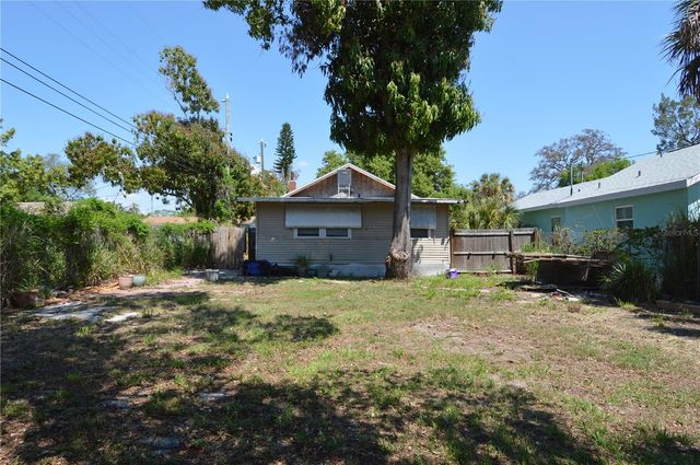 1244 20TH AVENUE S, St Petersburg, FL 33705