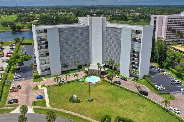 336 Golfview Road 203, North Palm Beach, FL 33408