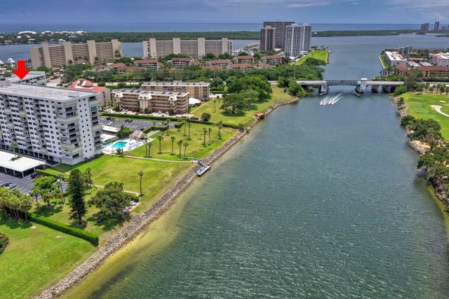 336 Golfview Road 203, North Palm Beach, FL 33408