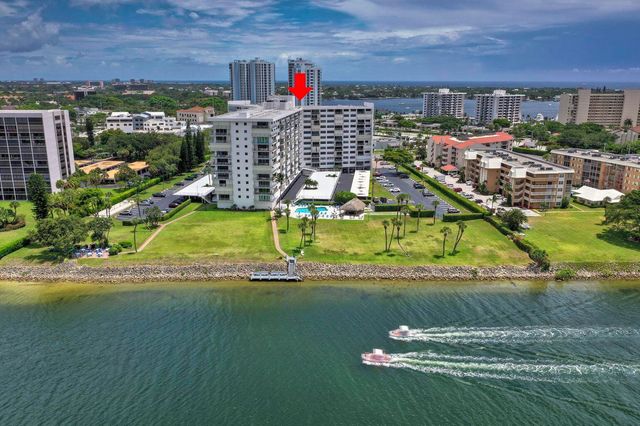 336 Golfview Road 203, North Palm Beach, FL 33408