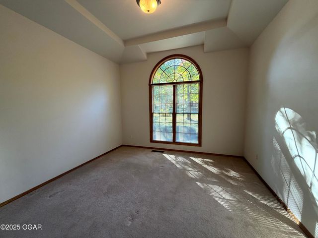 503 Soaring Hawk Drive, Joplin, MO 64801