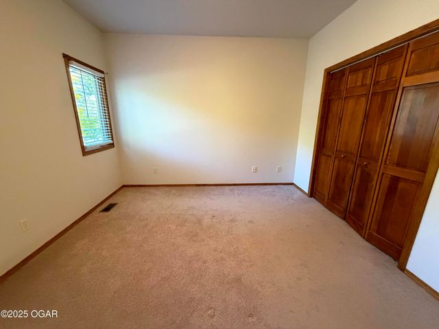 503 Soaring Hawk Drive, Joplin, MO 64801