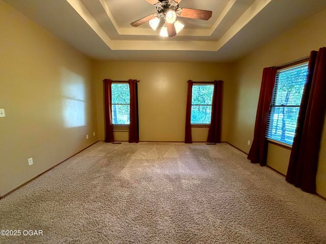 503 Soaring Hawk Drive, Joplin, MO 64801