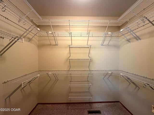 503 Soaring Hawk Drive, Joplin, MO 64801