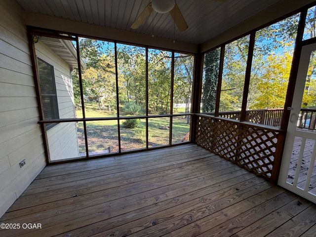 503 Soaring Hawk Drive, Joplin, MO 64801