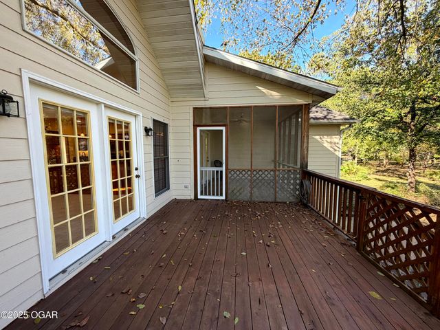 503 Soaring Hawk Drive, Joplin, MO 64801